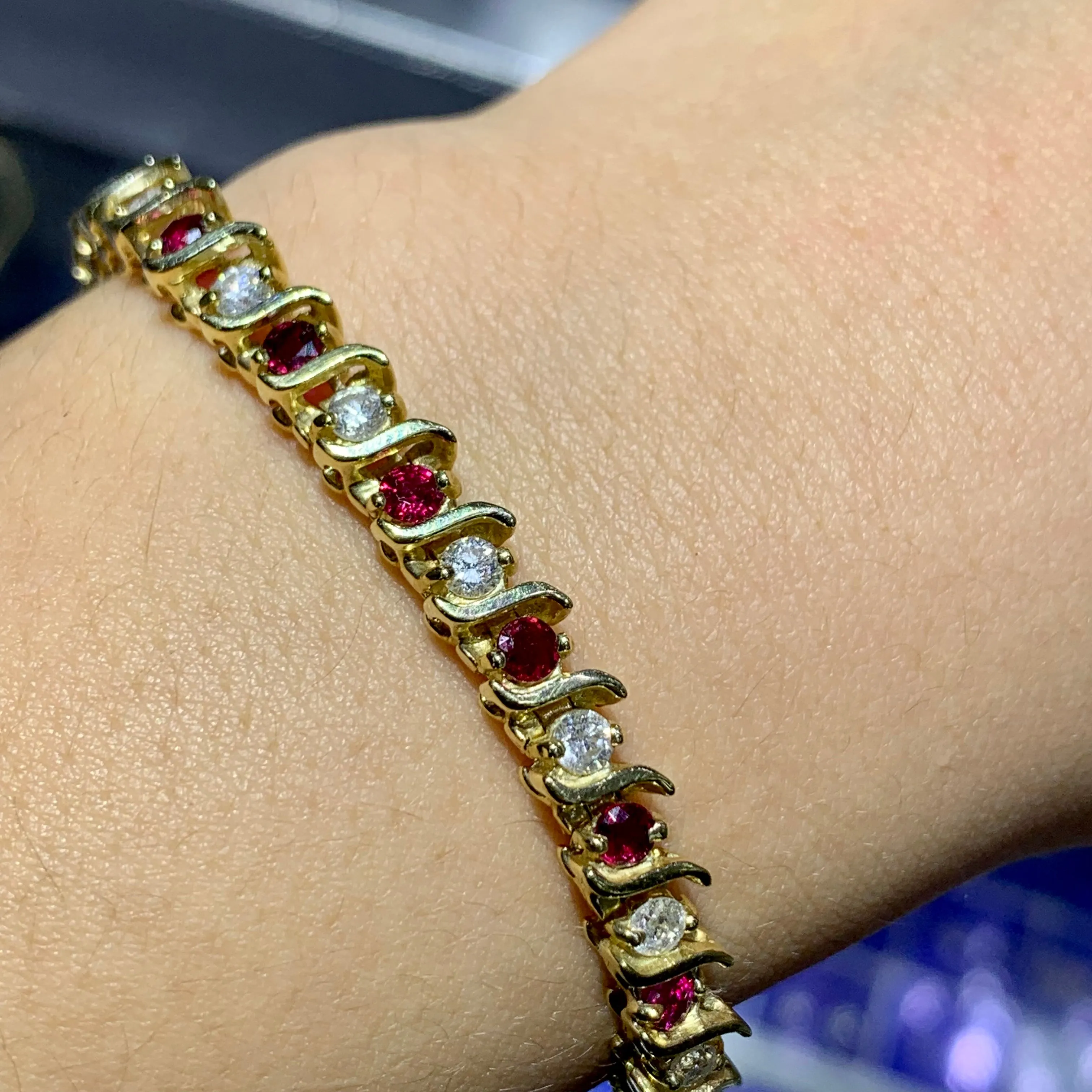 4ct diamonds 14k Yellow Gold Ruby & Diamond Tennis Bracelet with with Large Round Diamonds