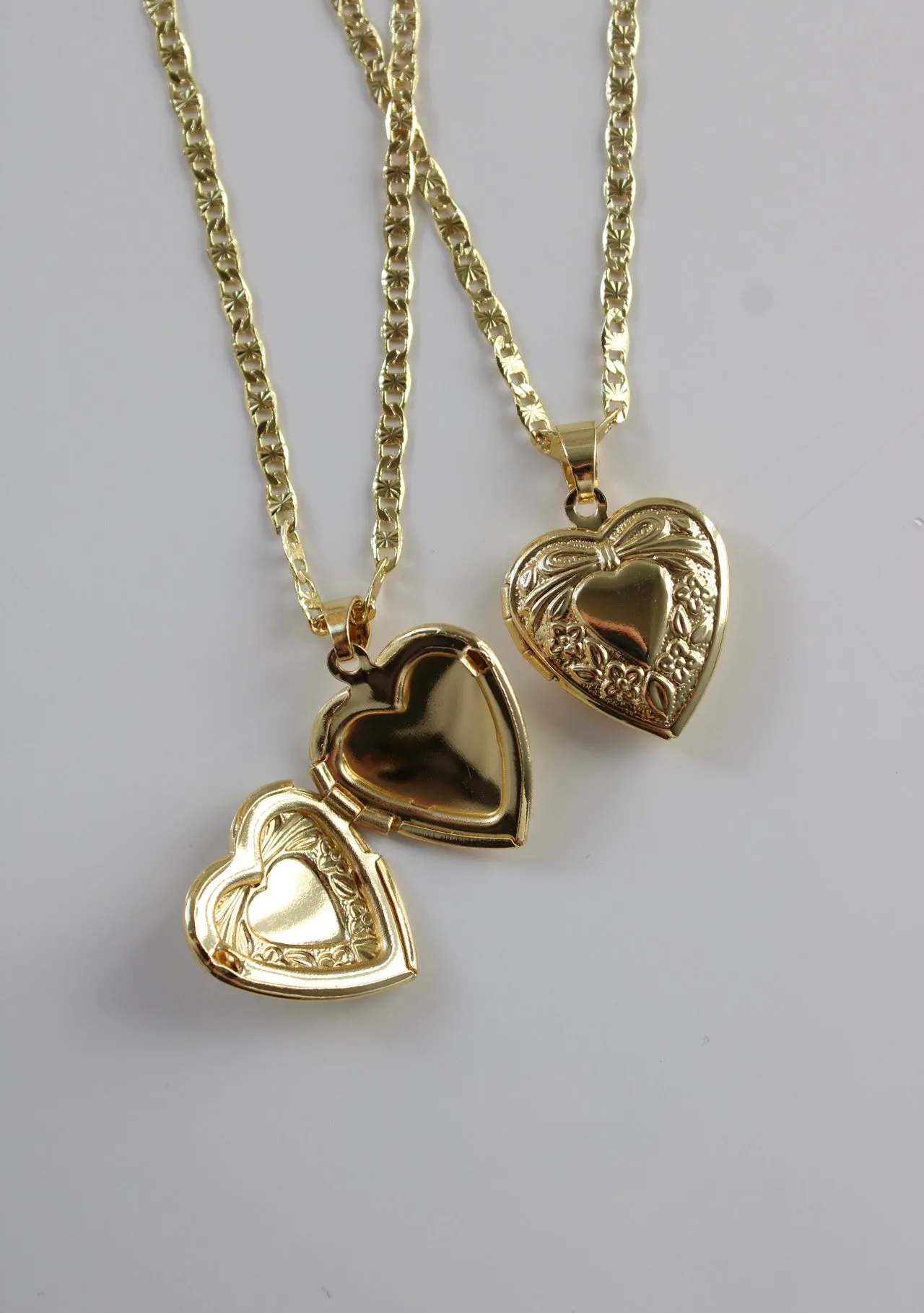 Coquette Photo Locket Set