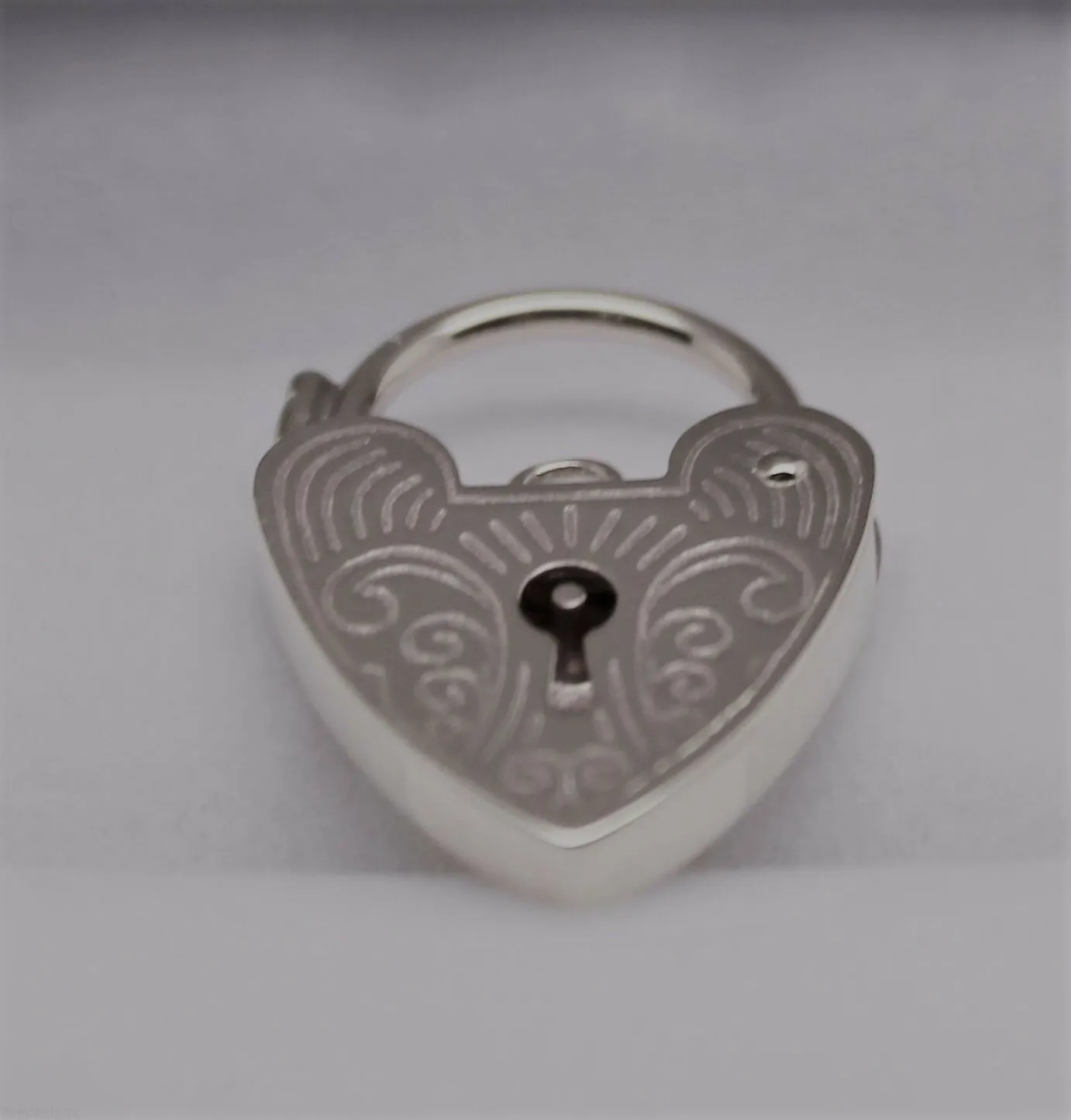 Genuine 15mm Sterling Silver 925 Engraved Heart Padlock Locket