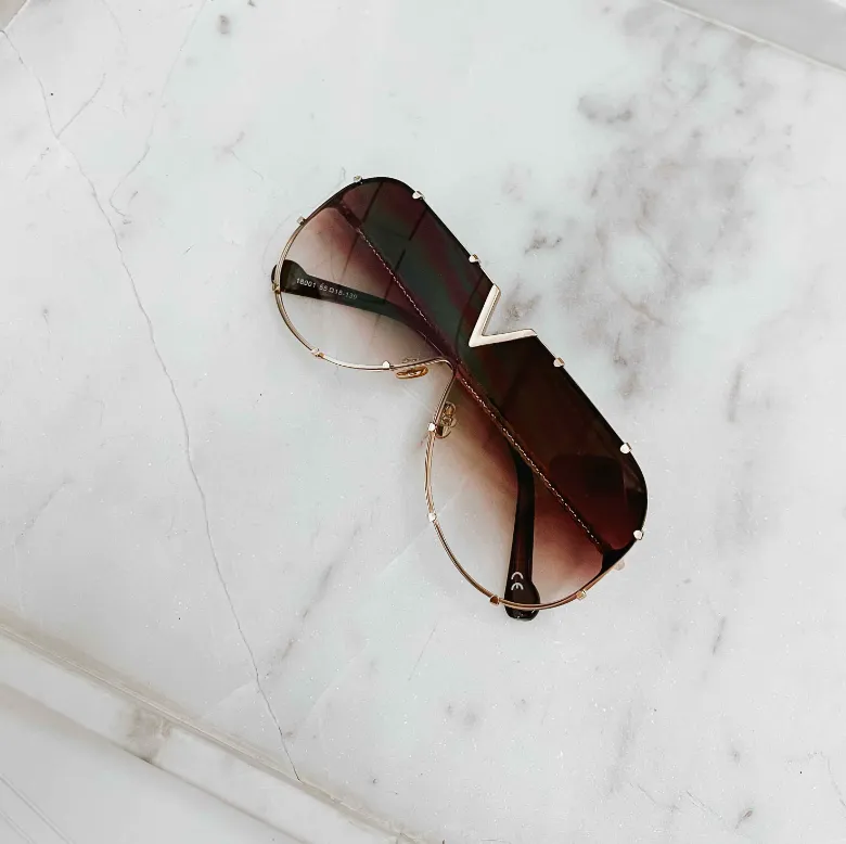 Jersey Sunglasses *In Black and Brown