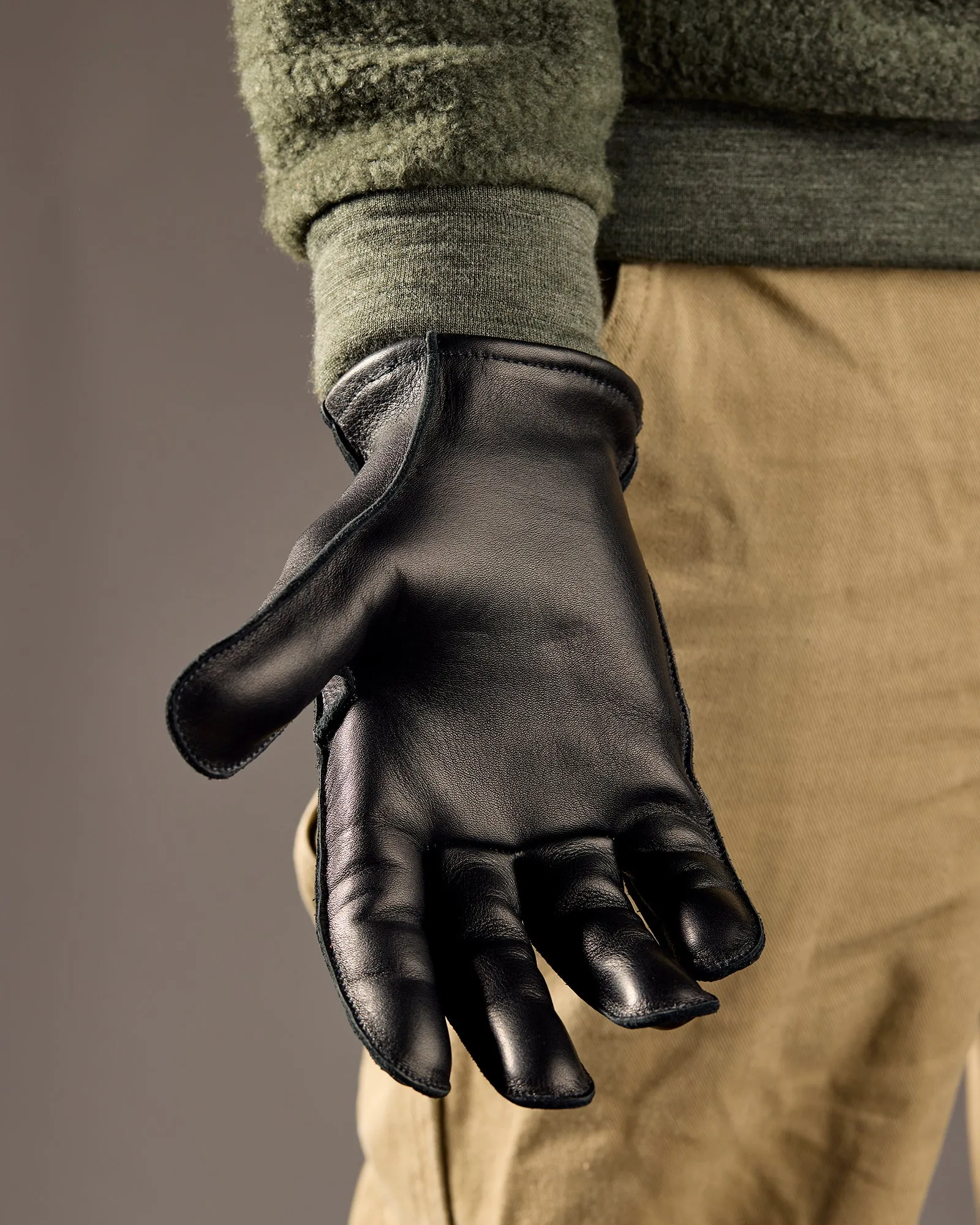 Molg gloves black