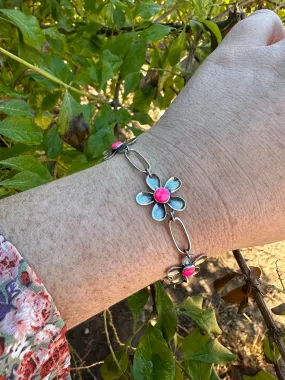 Nizhoni Handmade Sterling Silver & Pink Onyx Daisy Link Bracelet