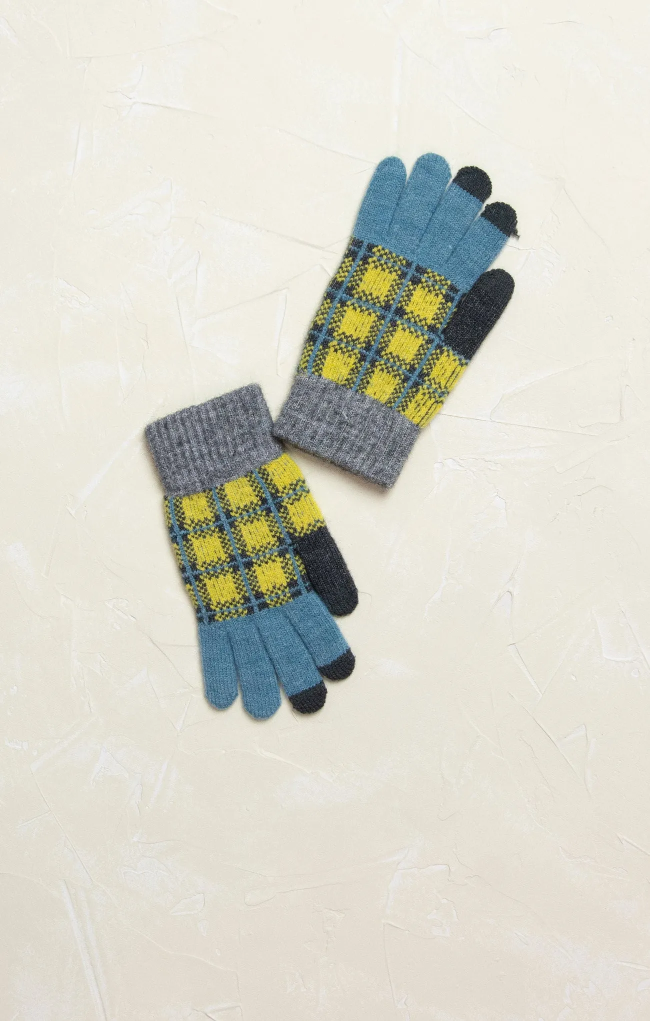 Plaid Knit Gloves