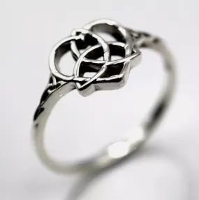 Size S, Genuine 925 Sterling Silver Triquetra Heart Ring 11mm