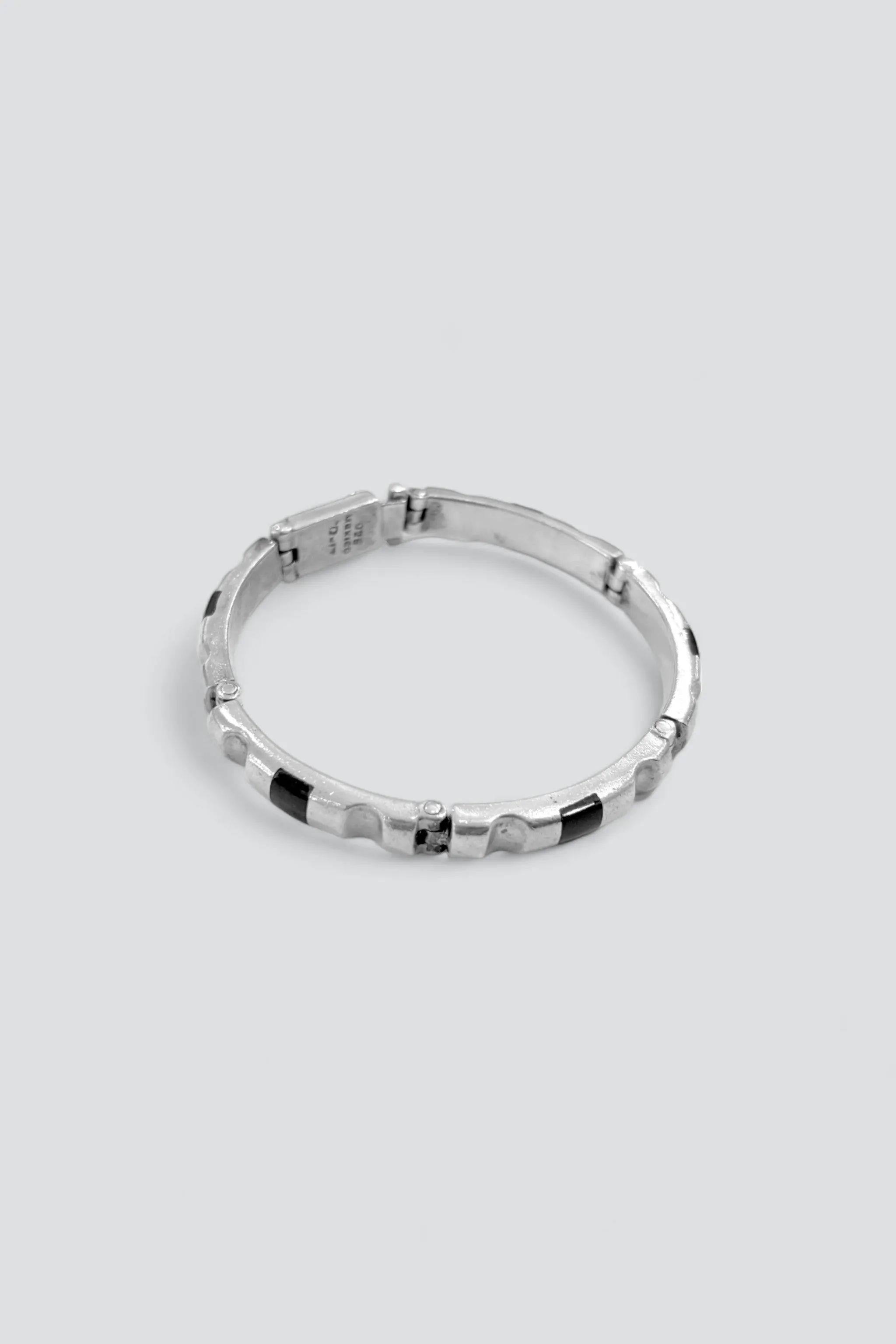 Sterling Silver Onyx Curved Notched Link Bracelet